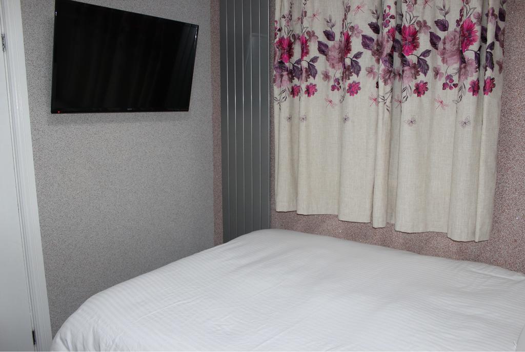 The Premier Lodge Morpeth Room photo