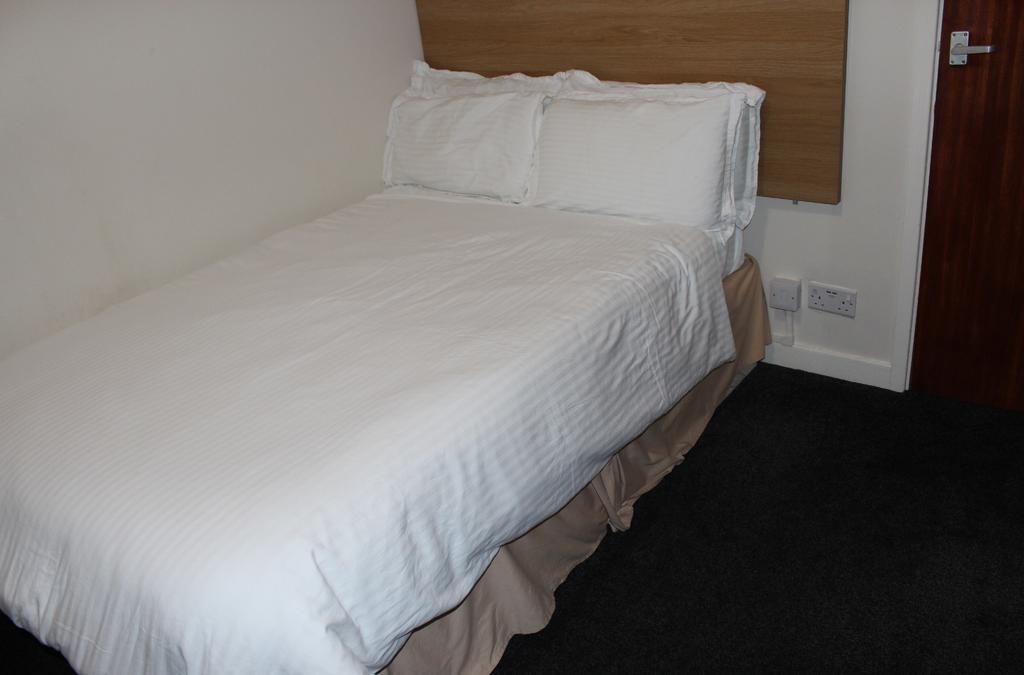 The Premier Lodge Morpeth Room photo